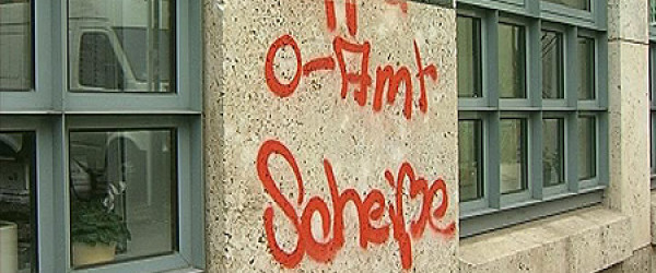 Graffiti an Stadtbibliothek Reutlingen (Quelle: RIK)